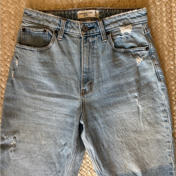 Abercrombie & Fitch Light Blue Denim Jeans - Picture 2 of 4